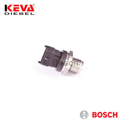 0281006165 Bosch Pressure Sensor for Iveco, Case, New Holland, Sfh Powertrain - 1